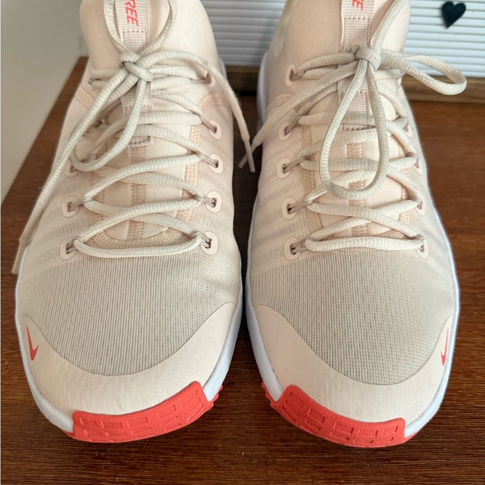 Nike Metcon 6 Beige Coral Trainers (Women’s) - Picture 2 of 12
